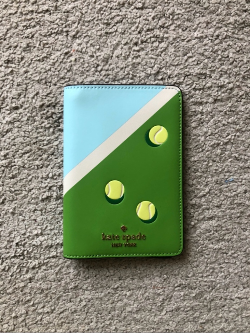Authentic Kate Spade Passport Cover.NWOT.